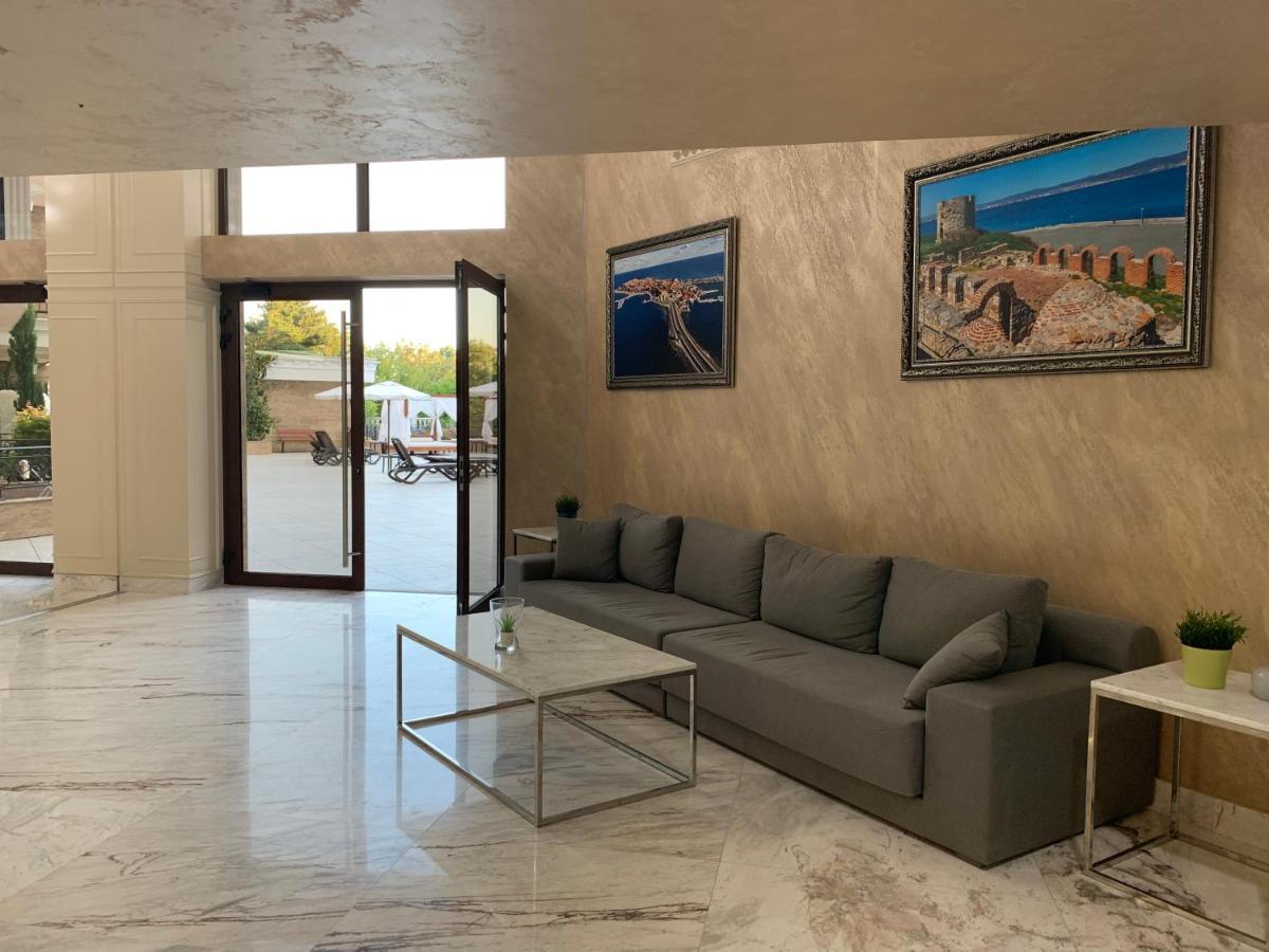 Valencia Gardens Deluxe * נסבר